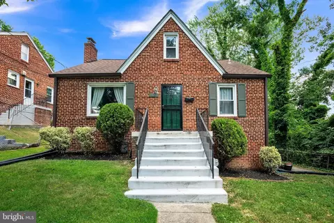 4122 Clark St, Capitol Heights, MD 20743