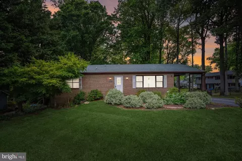 6507 Brooklyn Bridge Rd, Laurel, MD 20707