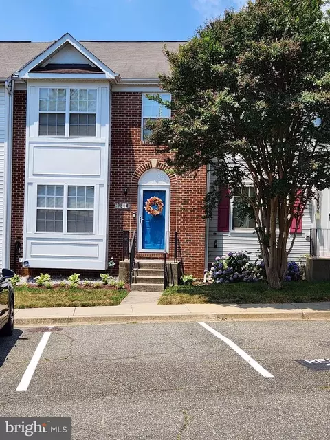 9804 Royal Commerce Pl, Marlboro, MD 20774
