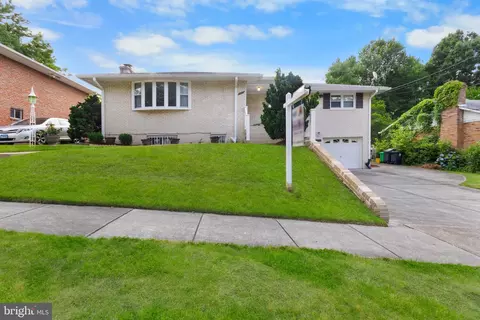 4200 Blacksnake Dr, Temple Hills, MD 20748
