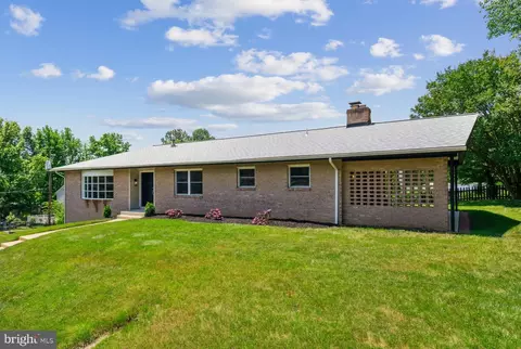 11400 Westview Ct, Beltsville, MD 20705