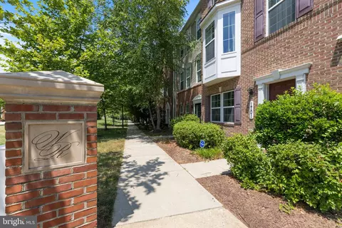 1707 Fernwood Dr, Marlboro, MD 20774