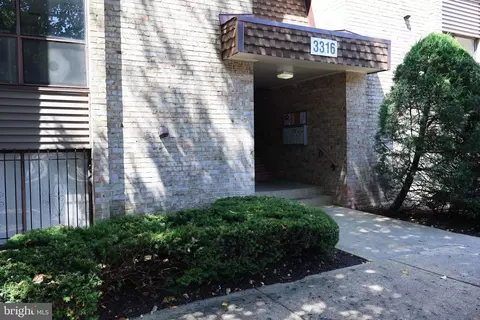 3316 Huntley Square Dr #B-2, Temple Hills, MD 20748