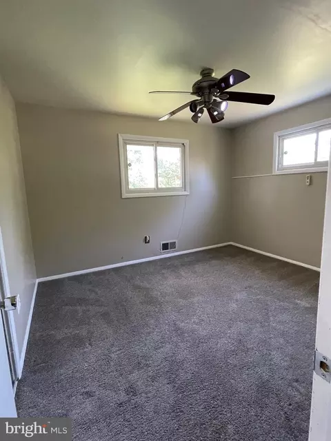 Bedroom - 9213 Rolling View Dr, Lanham, MD 20706 photo 3 of 3