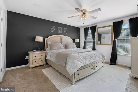 Bedroom - 9517 Smithview Pl, Lanham, MD 20706 photo 3 of 9