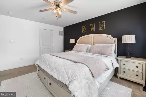 Bedroom - 9517 Smithview Pl, Lanham, MD 20706 photo 5 of 9