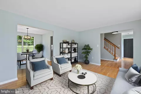 9709 Wenzel Ln, Fort Washington, MD 20744