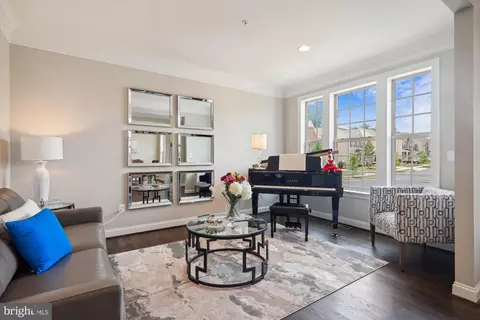 7910 Hubble Dr, Lanham, MD 20706 photo 6