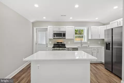 7502 24th Ave, Hyattsville, MD 20783