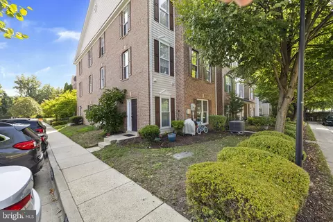 16511 Eldbridge Ln, Bowie, MD 20716