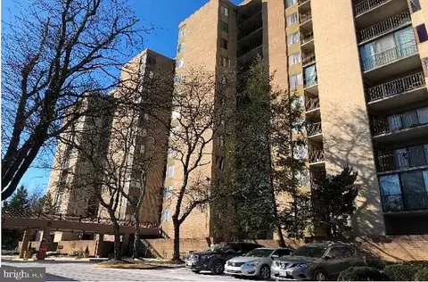 9200 Edwards Way #1009, Hyattsville, MD 20783