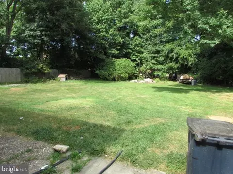 Exterior - 9110 Pine View Ln, Clinton, MD 20735 photo 10 of 11
