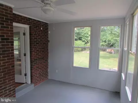 Exterior - 9110 Pine View Ln, Clinton, MD 20735 photo 3 of 11