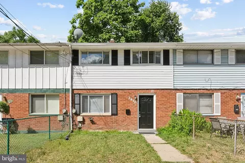 2416 Kent Village Pl, Hyattsville, MD 20785