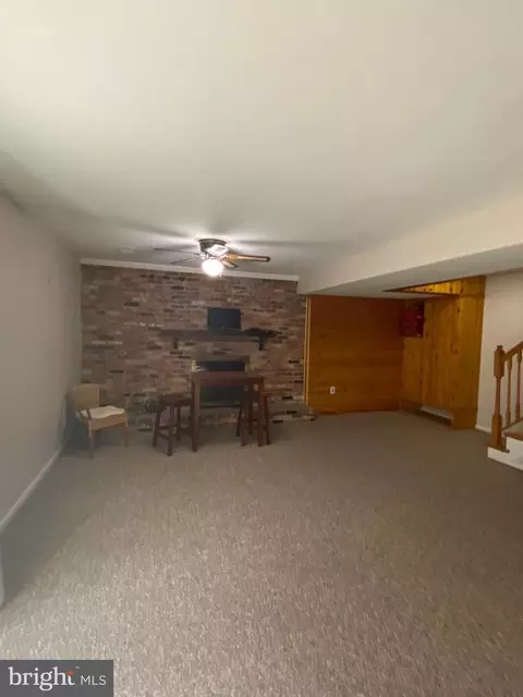 Living - 7106 Lory Ln, Lanham, MD 20706 photo 1 of 2