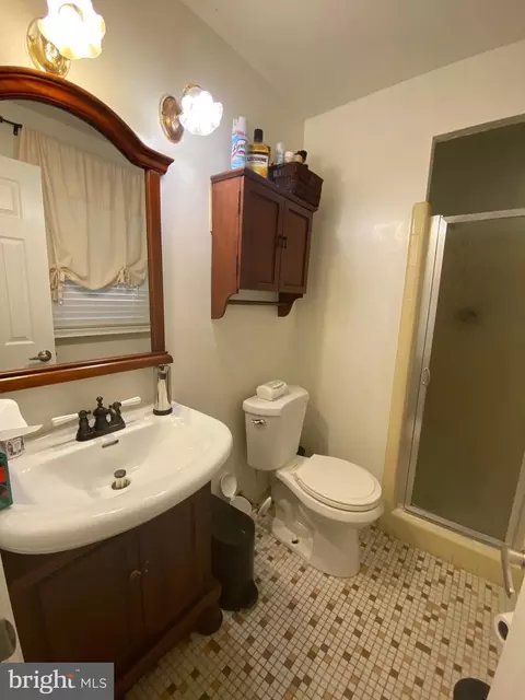 Bath - 7106 Lory Ln, Lanham, MD 20706 photo 1 of 3