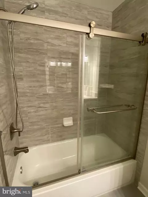 Bath - 7106 Lory Ln, Lanham, MD 20706 photo 3 of 3