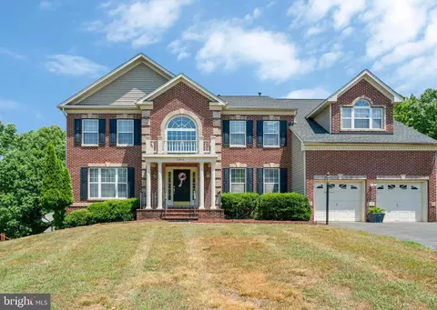 2906 Pumpkin St, Clinton, MD 20735