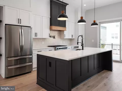 4014 Gallatin St, Hyattsville, MD 20781