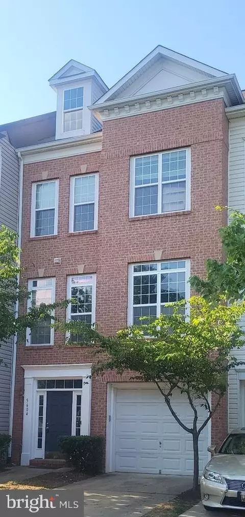 5604 Hartfield Ave, Suitland, MD 20746