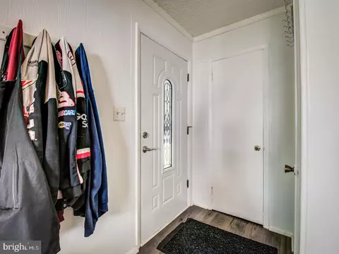 902 Montrose Ave, Laurel, MD 20707 photo 7
