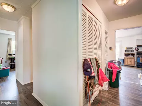 902 Montrose Ave, Laurel, MD 20707 photo 12