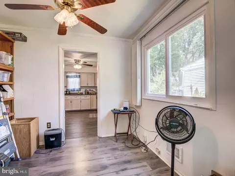 902 Montrose Ave, Laurel, MD 20707 photo 22