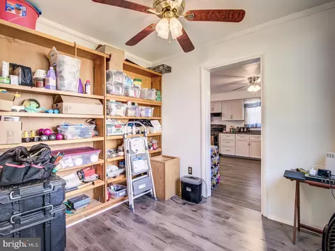 902 Montrose Ave, Laurel, MD 20707 photo 23