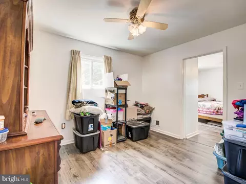 902 Montrose Ave, Laurel, MD 20707 photo 17