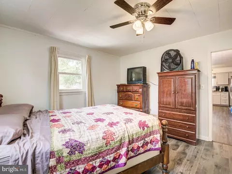 902 Montrose Ave, Laurel, MD 20707 photo 31