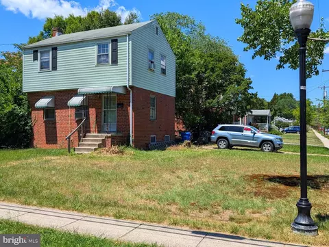 5204 Lackawanna St, College Park, MD 20740