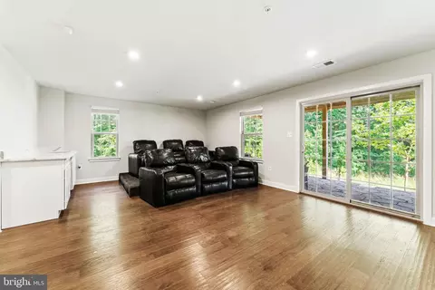 8018 Spring Arbor Dr, Laurel, MD 20707 photo 19