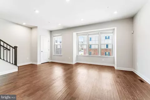 8018 Spring Arbor Dr, Laurel, MD 20707 photo 8