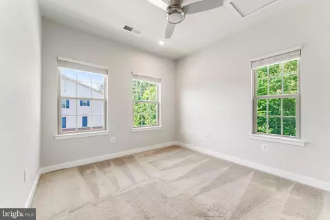 8018 Spring Arbor Dr, Laurel, MD 20707 photo 15