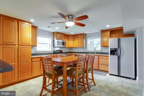 Kitchen - 14062 Brandywine Rd, Brandywine, MD 20613 photo 1 of 2