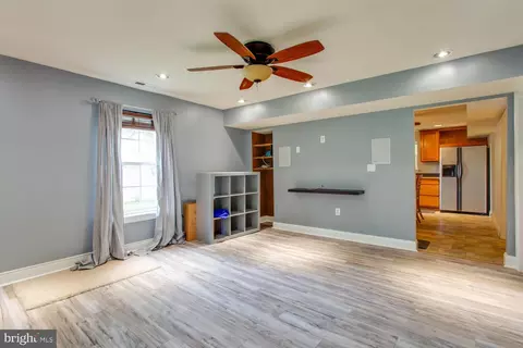Living - 14062 Brandywine Rd, Brandywine, MD 20613 photo 1 of 3