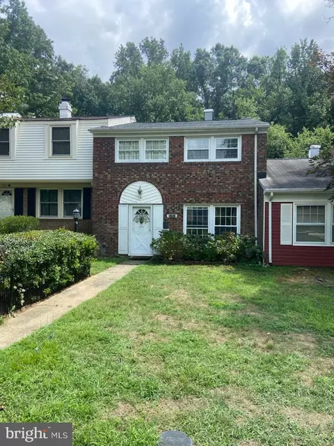13009 Midsummer Ln, Bowie, MD 20715