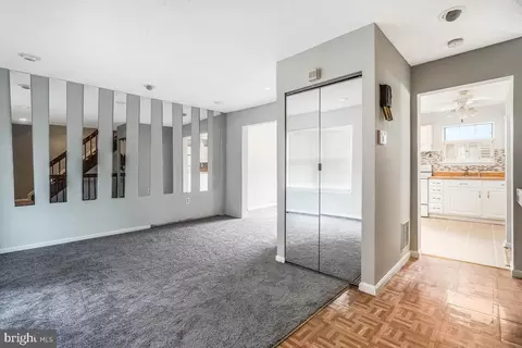 Entry Way - 793 Saint Michaels Dr, Bowie, MD 20721 photo 3 of 4
