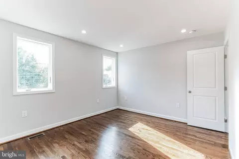 Bedroom - 4105 34th St, Mount Rainier, MD 20712 photo 3 of 4