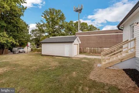 Exterior - 4105 34th St, Mount Rainier, MD 20712 photo 4 of 5