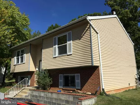 6920 Vallery St, Riverdale, MD 20737