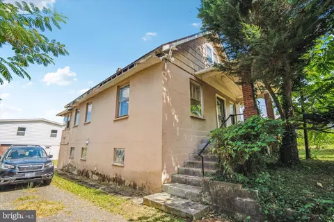 312 Rollins Ave, Capitol Heights, MD 20743