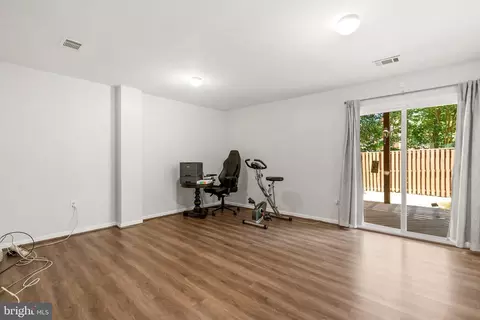 7101 Forbes Blvd, Lanham, MD 20706 photo 31