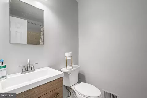 7101 Forbes Blvd, Lanham, MD 20706 photo 24