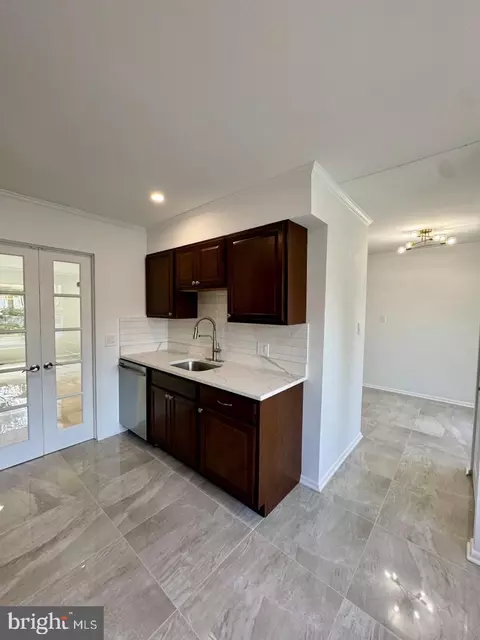 7016 Cipriano Woods Ct, Lanham, MD 20706 photo 19