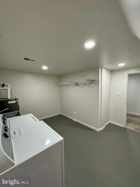 7016 Cipriano Woods Ct, Lanham, MD 20706 photo 36