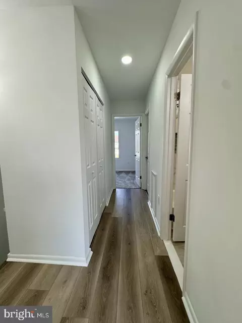 7016 Cipriano Woods Ct, Lanham, MD 20706 photo 5