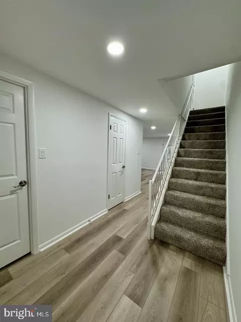 7016 Cipriano Woods Ct, Lanham, MD 20706 photo 37