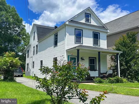 3600 Varnum St, Brentwood, MD 20722