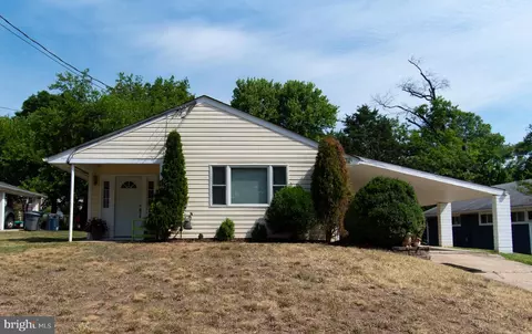 1604 Erskine St, Hyattsville, MD 20783